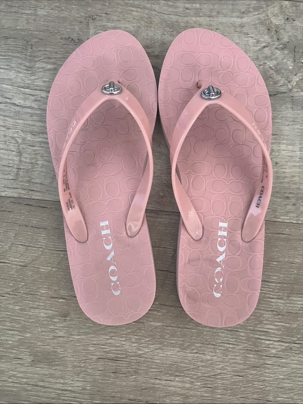 Coach Pink Logo-Embossed Jelly Flip Flops Size 6
